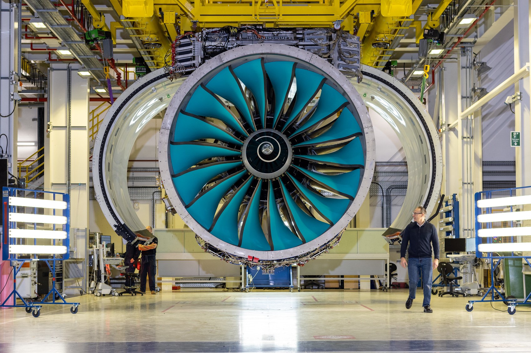 RollsRoyce prepares to cut workforce as civil engine outlook slumps  News   Flight Global