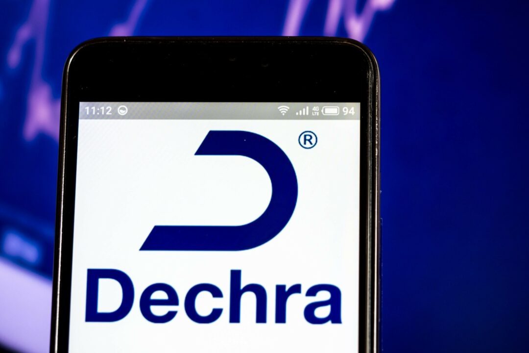 A SMART PHONE SCREEN SHOWS THE DECHRA LOGO