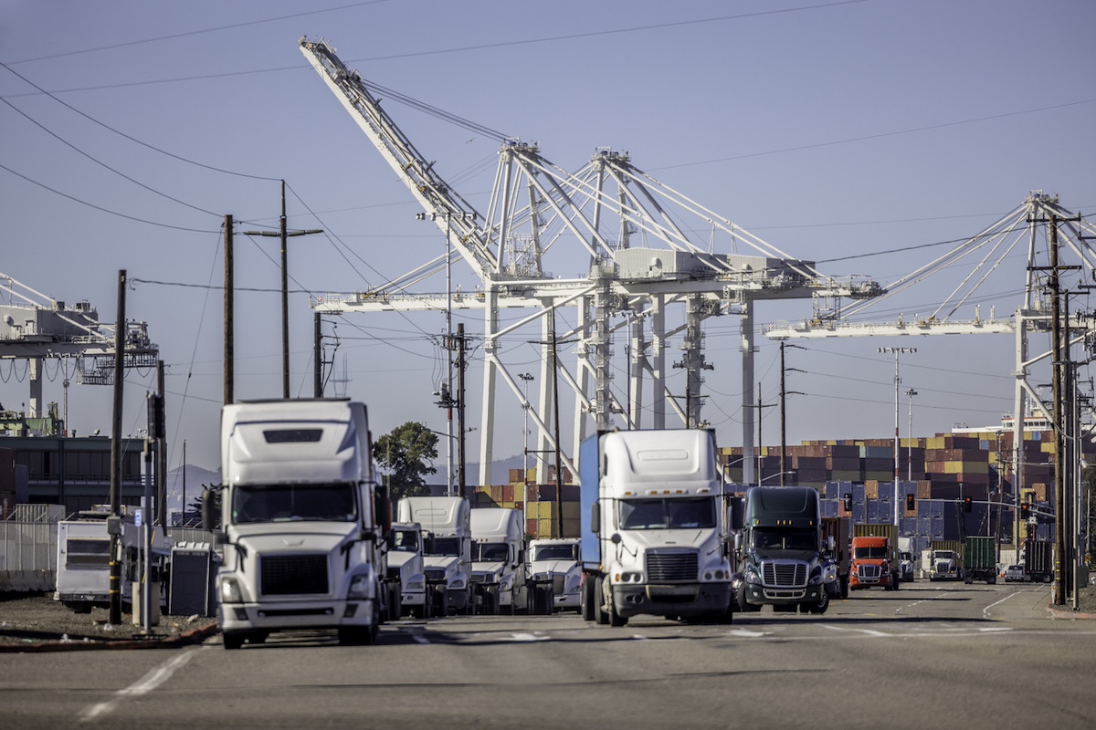 Semi trucks port of oakland istock 1353278736