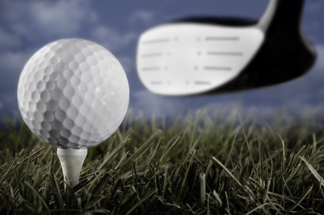 Golf ball club istock mikdam 151514200