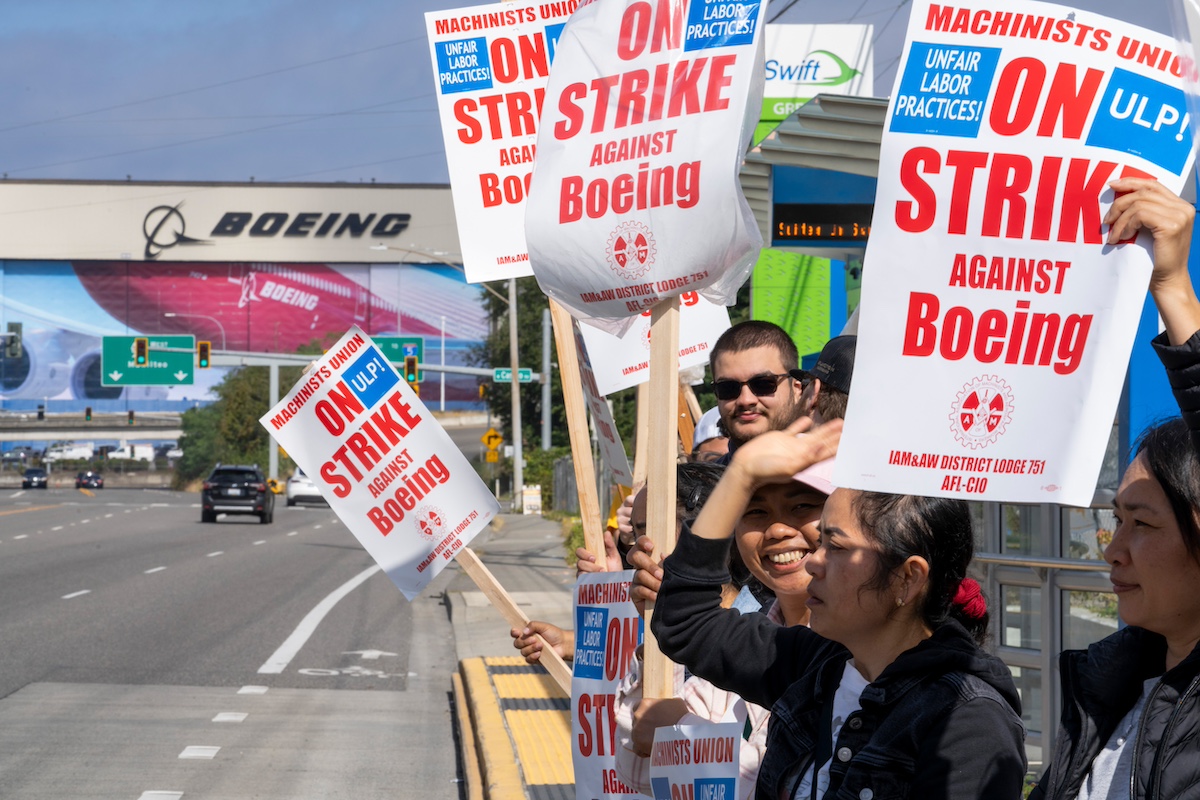 Boeing machinist strike bloomberg 417018525