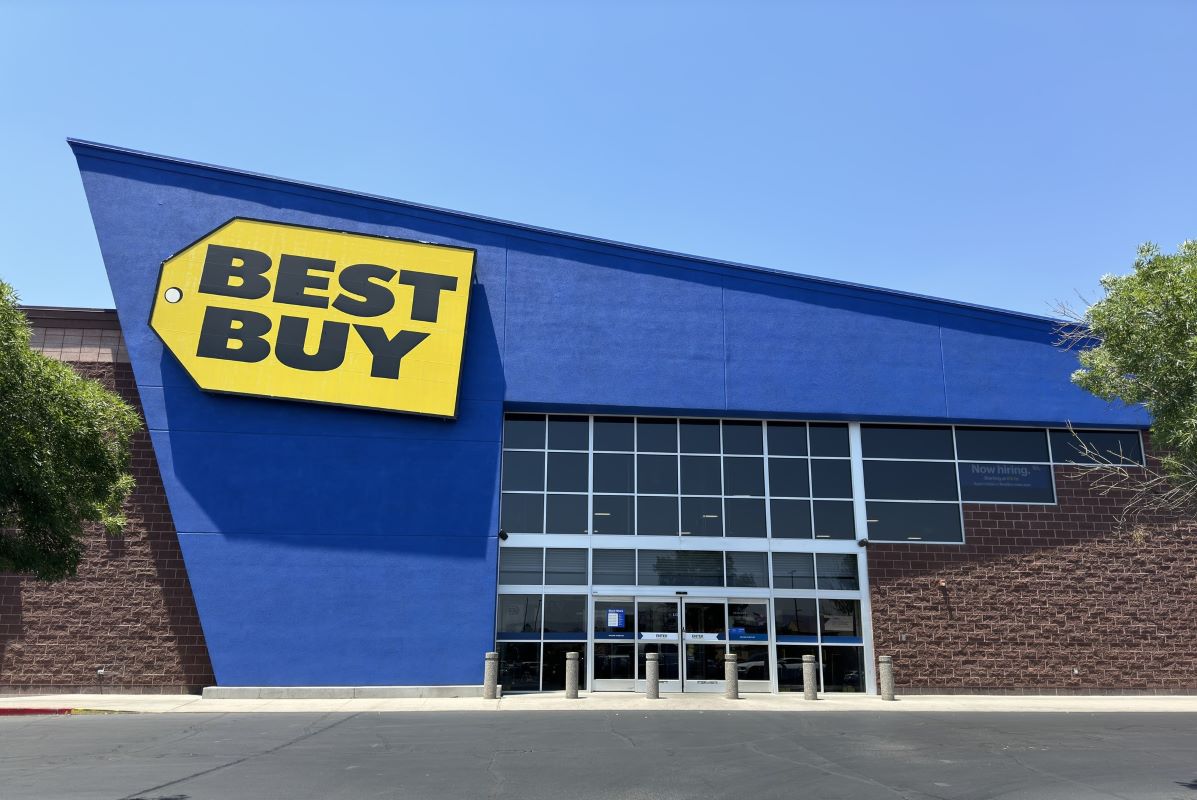 Best buy storefront istock robert way 2165715389