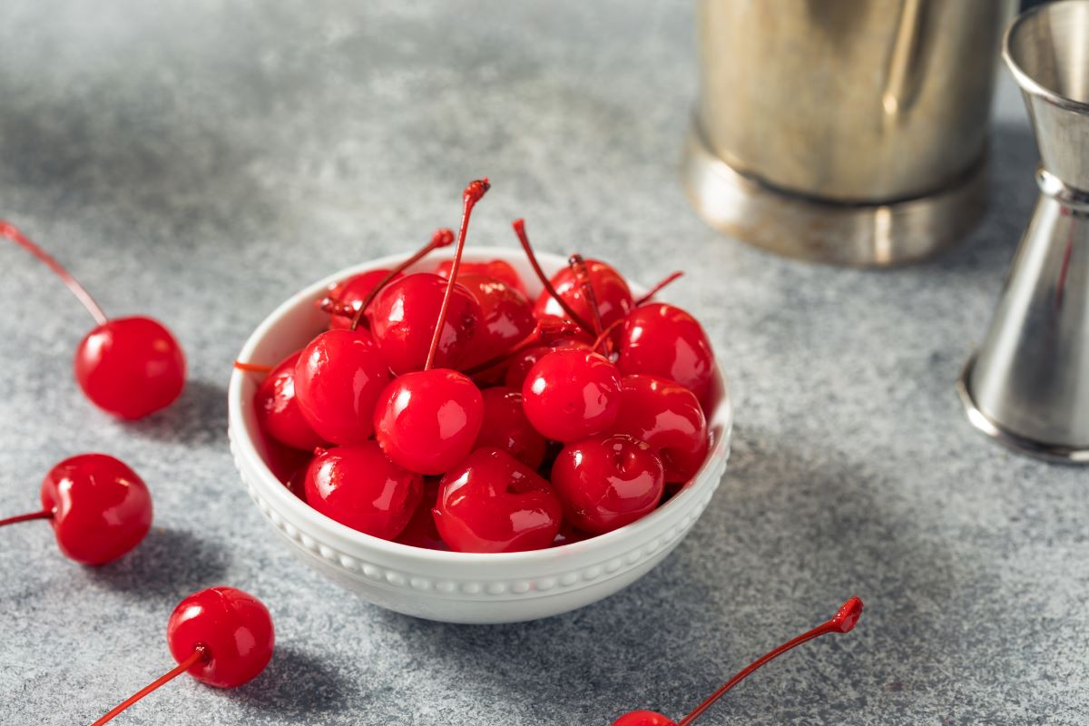 Maraschino cherry red dye no 3 istock bhofack2 1403533628