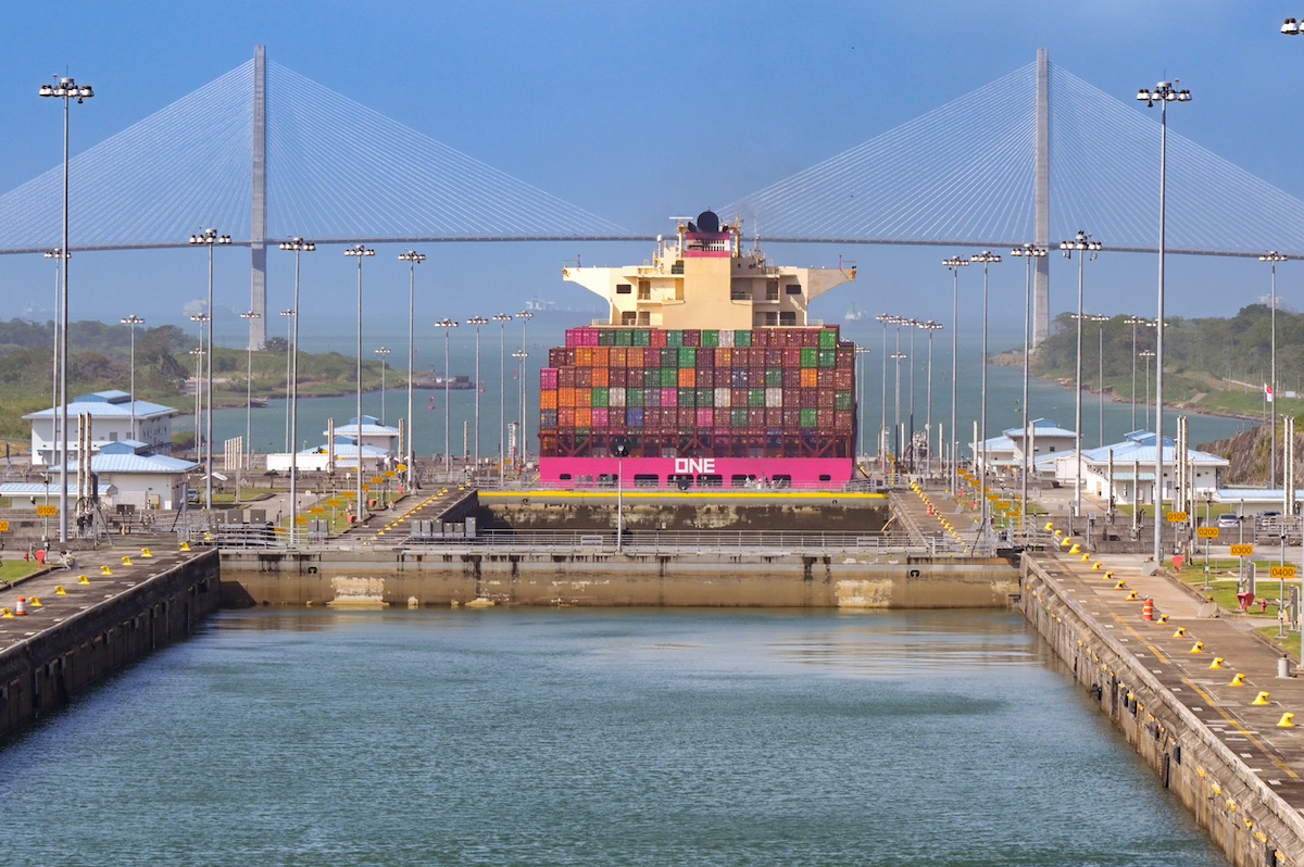 Panama canal istock 2025570424